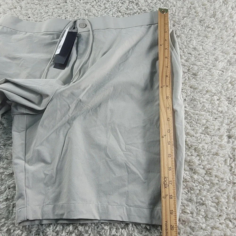 Banana Republic Hybrid Short Men's 38‎ 9